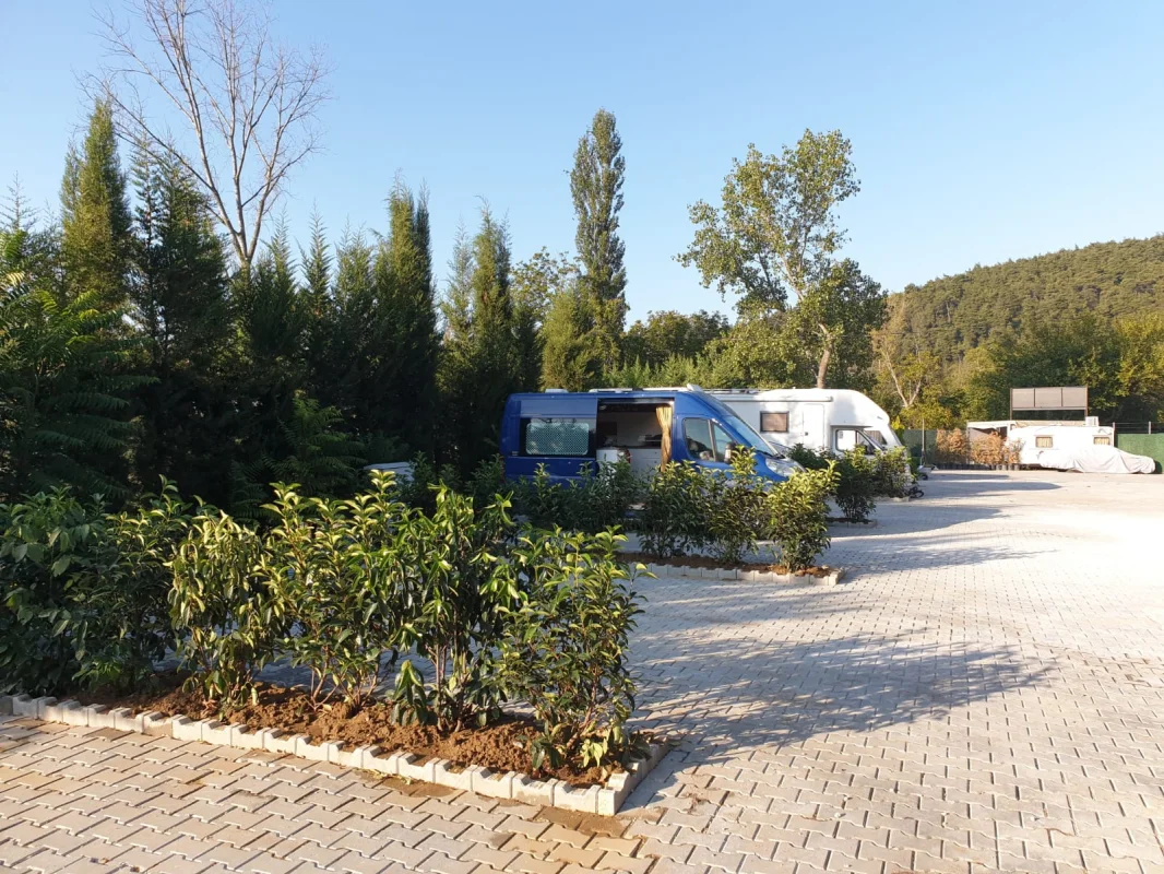 misi-kamp-karavan Fotoğrafı