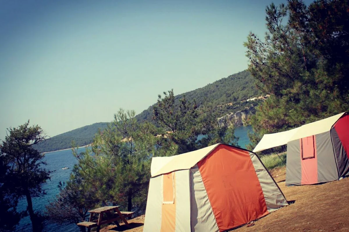Gökçetepe Tabiat Parkı Kamp Alanı - Fotoğraf 3