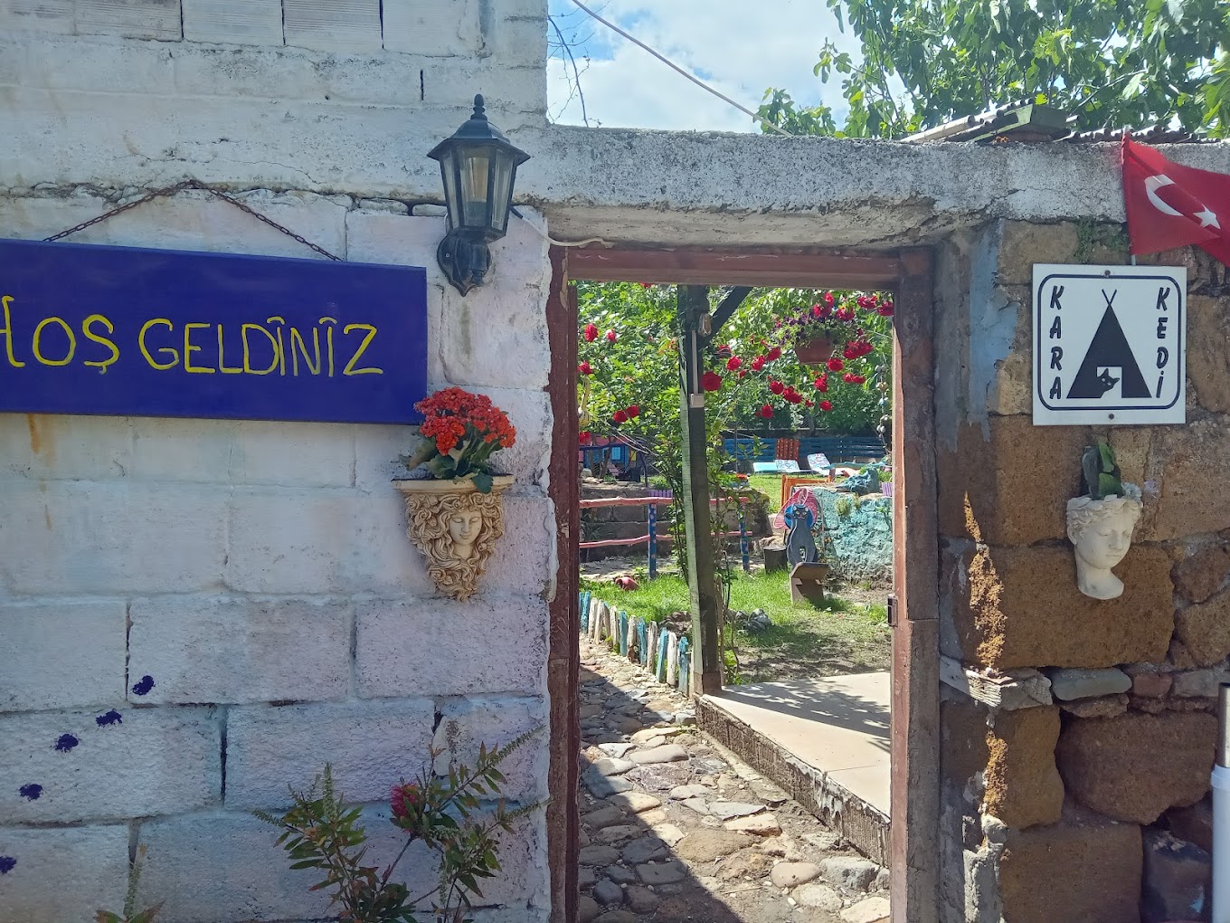 KaraKedi Butik Camping giriş görüntüsü
