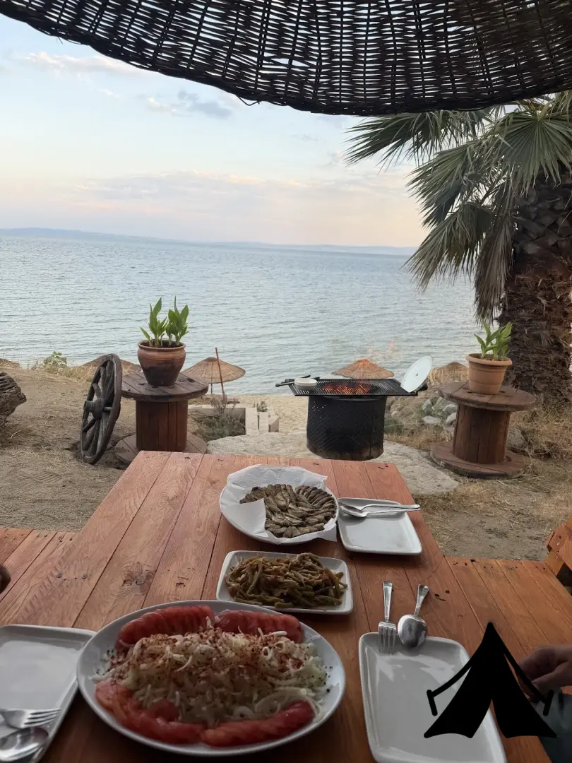 Road House Beach &amp; Bungalow Fotoğrafı