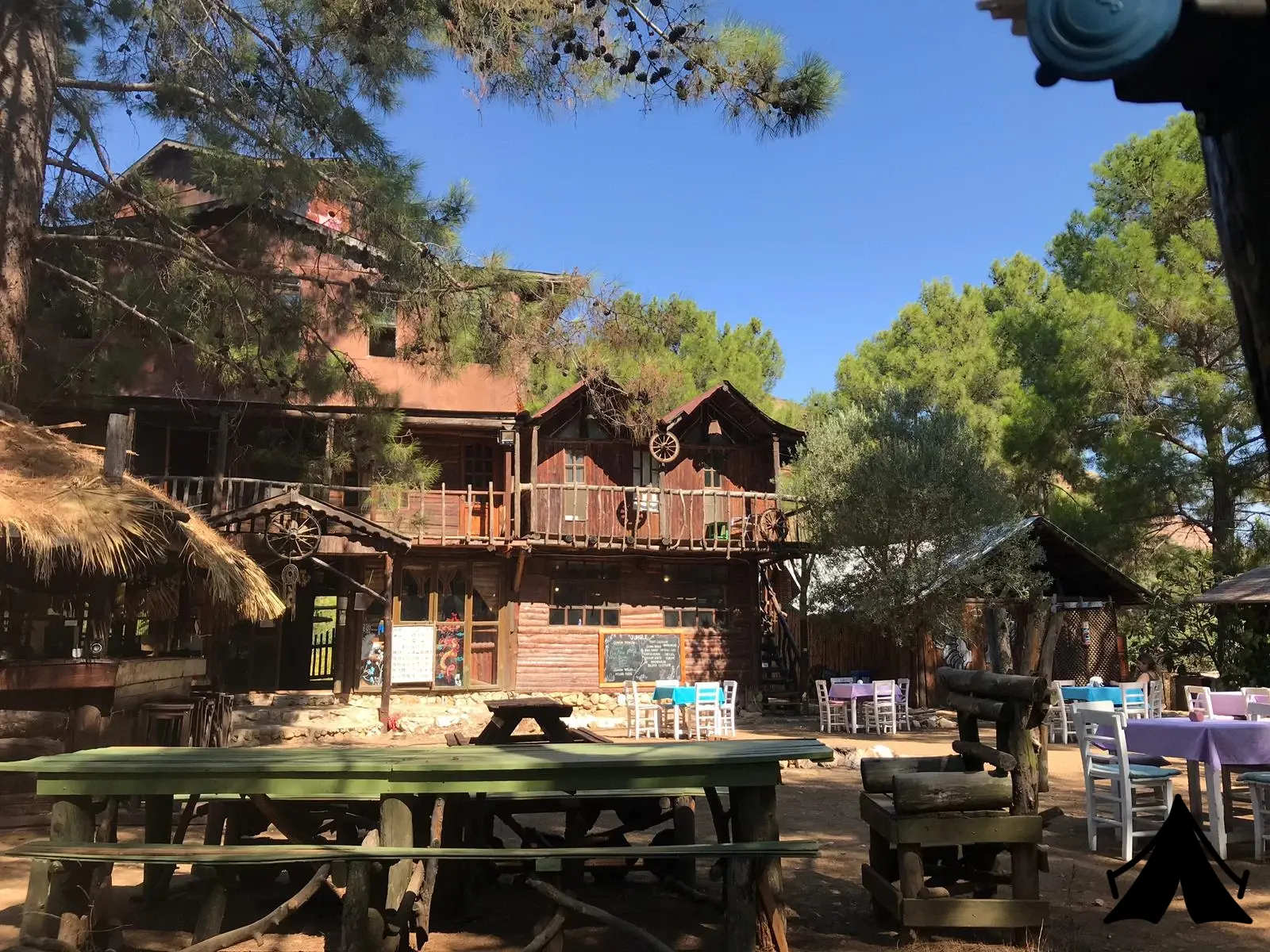 Jungle Bungalows &amp; Camping Fotoğrafı
