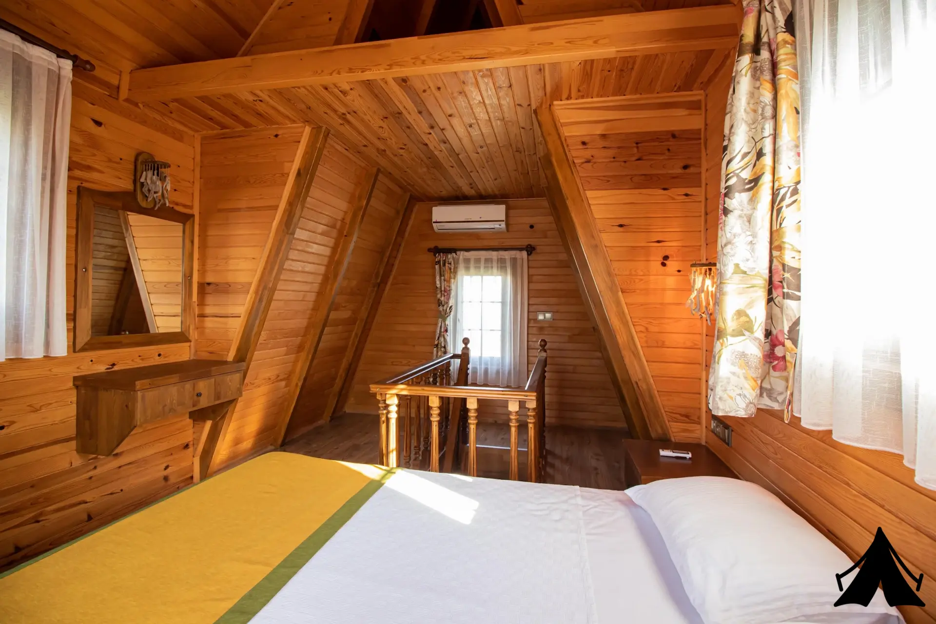 Mandarin Bungalow Fotoğrafı