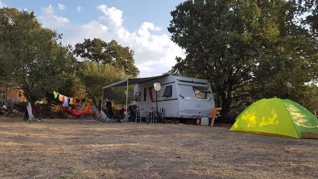 Sokakağzı Zeytin Kamp - Fotoğraf 4