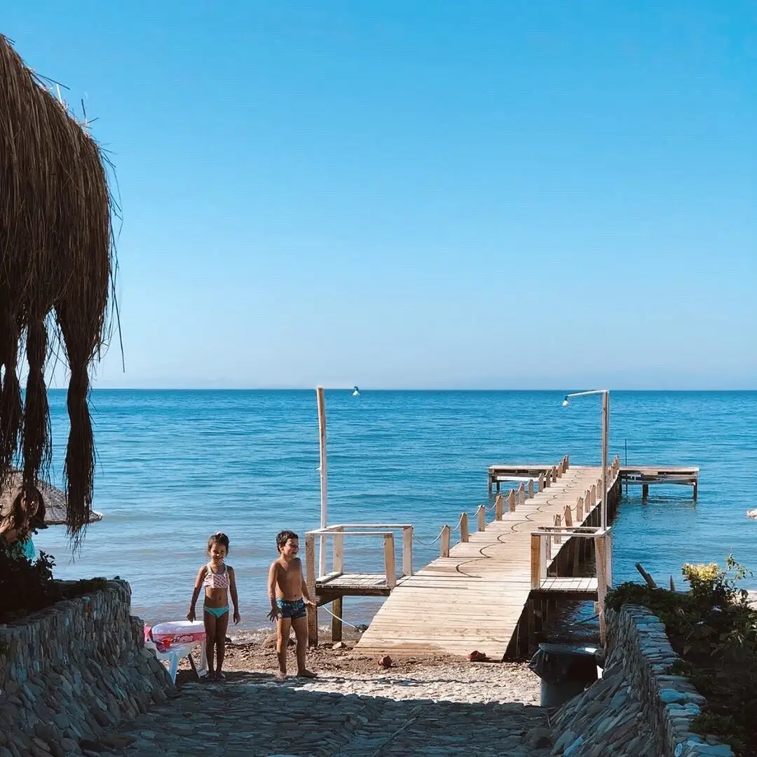 Zeus Beach &amp; Camping Fotoğrafı