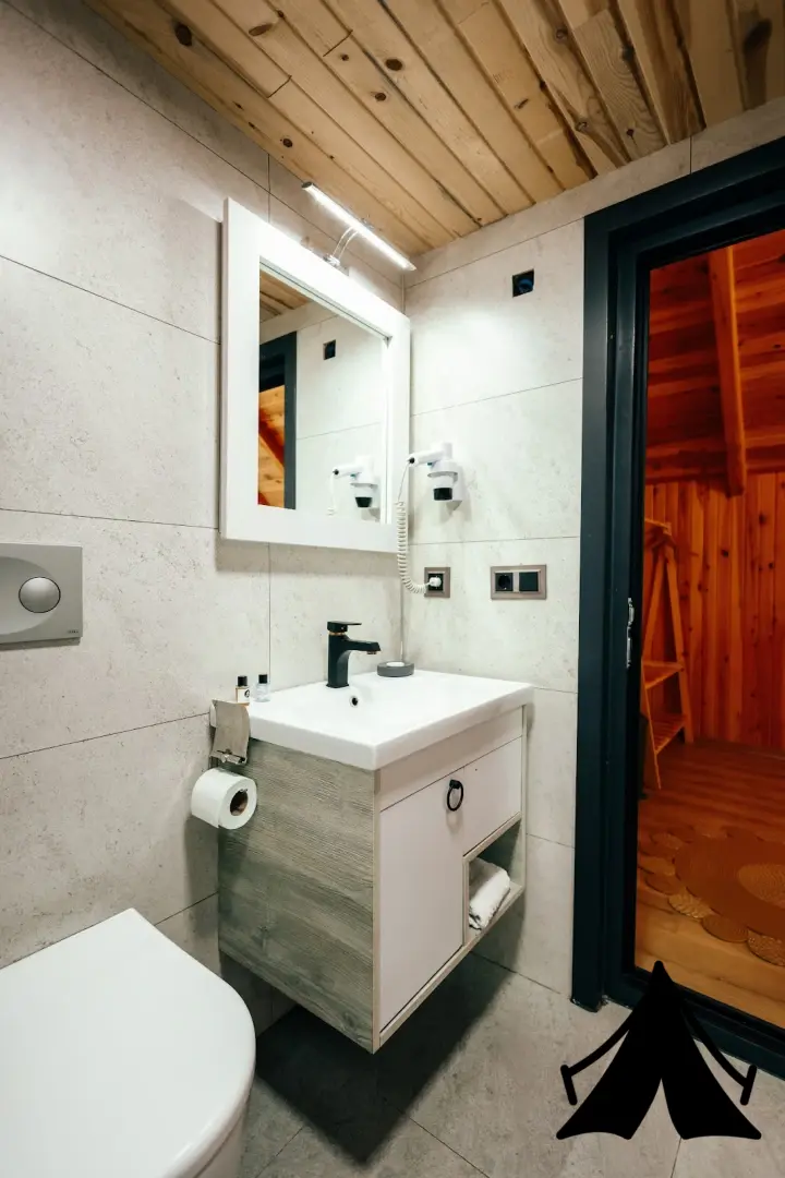 SERİNLE BUNGALOV &amp; RAFTİNG &amp; ZİPLİNE Fotoğrafı