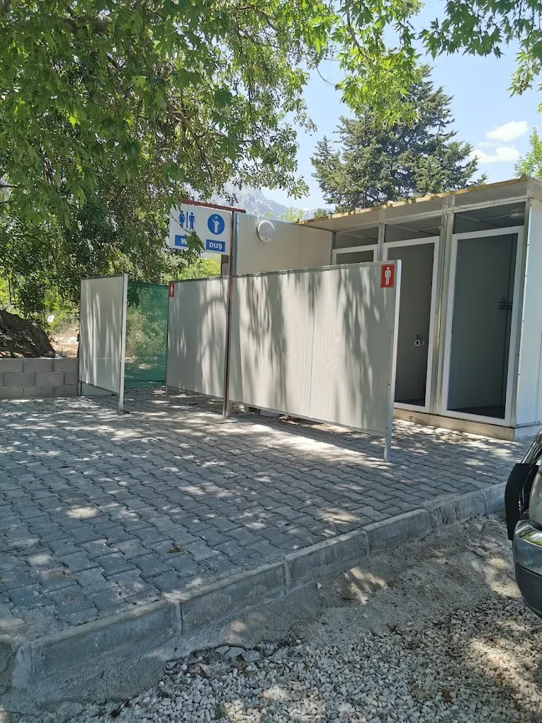 Minta Karavan Camping duş alanı