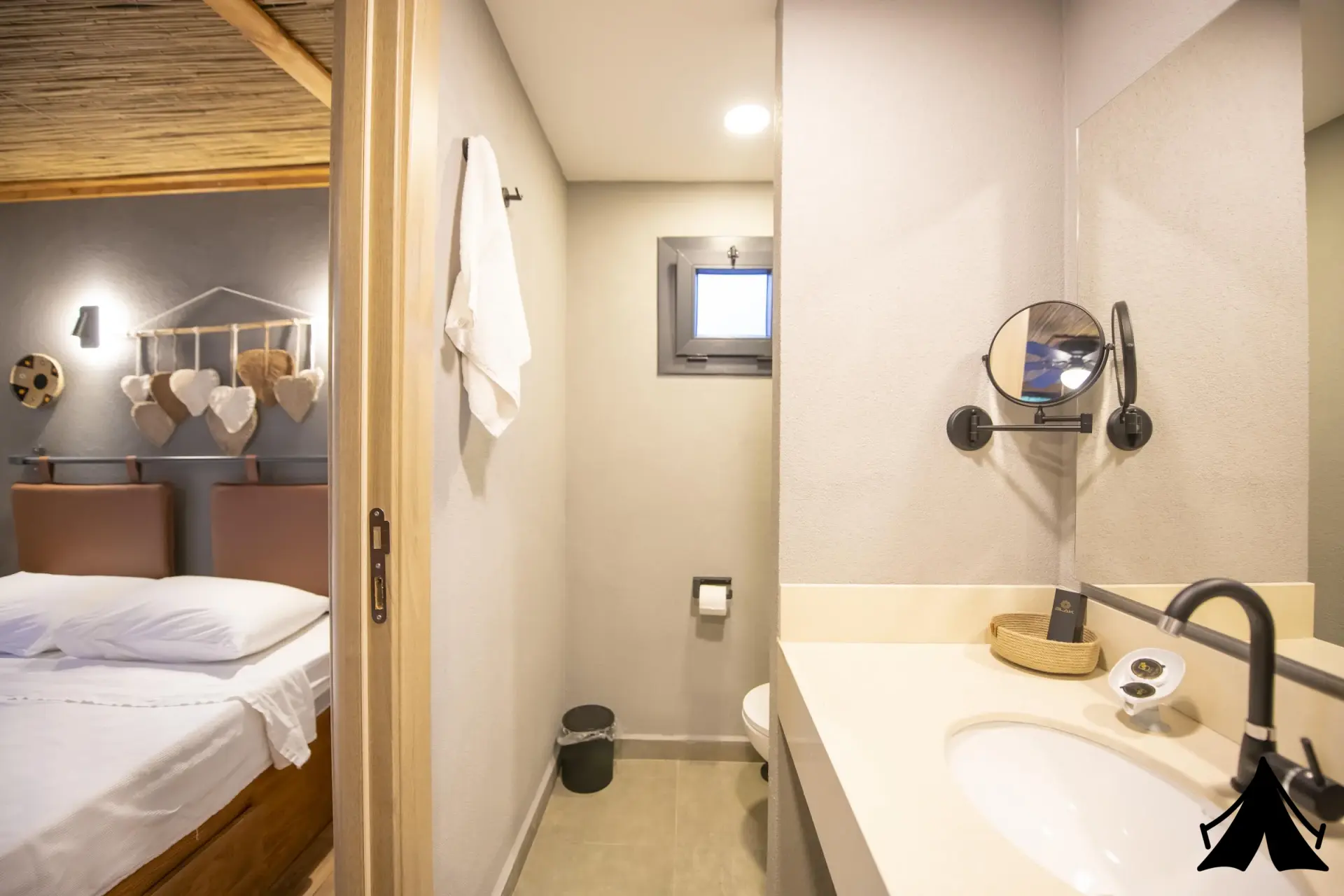Nomade Caravan Camping Fotoğrafı