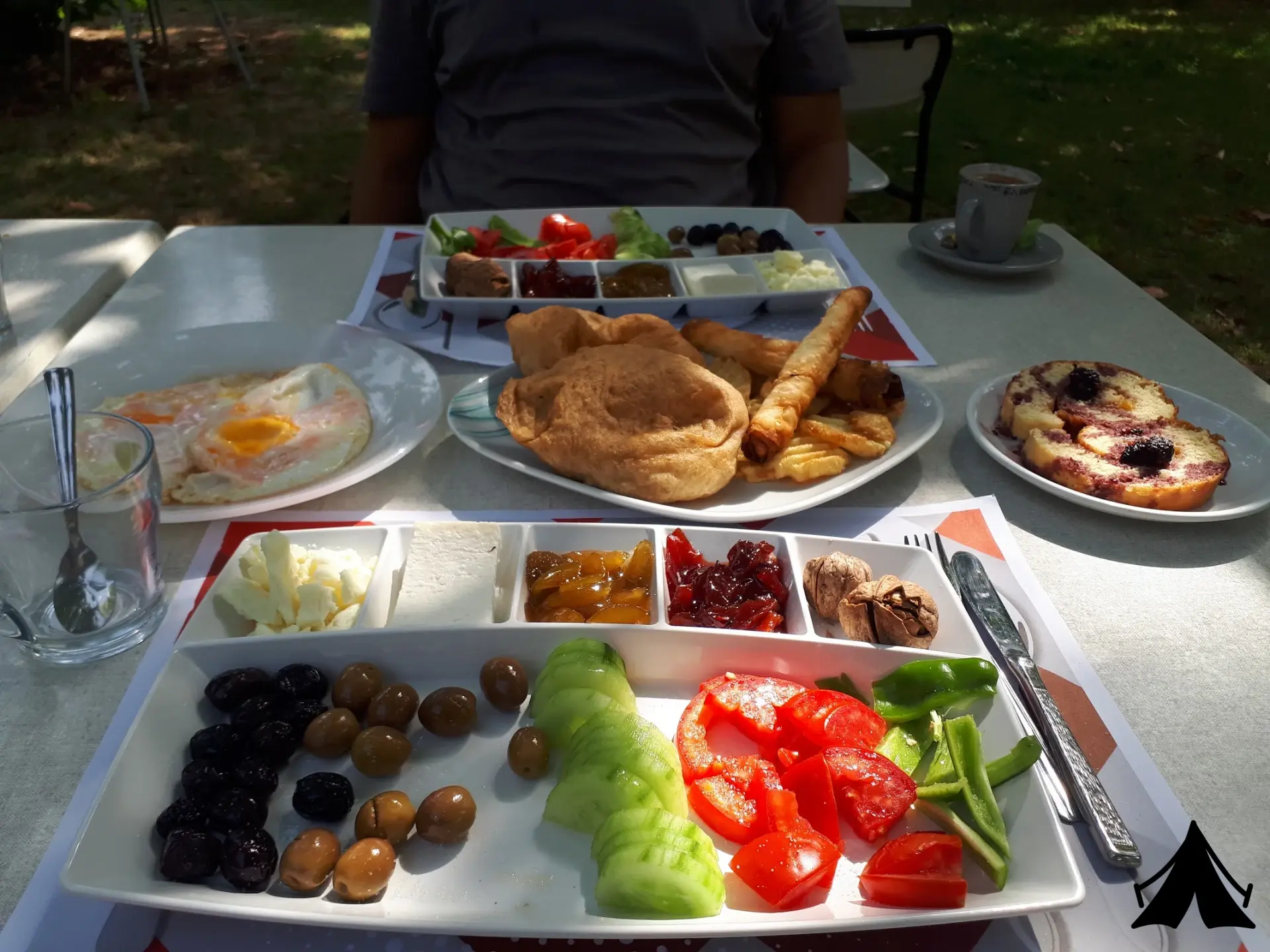 OTANTİK ÇADIR VE KARAVAN KAMPI Fotoğrafı