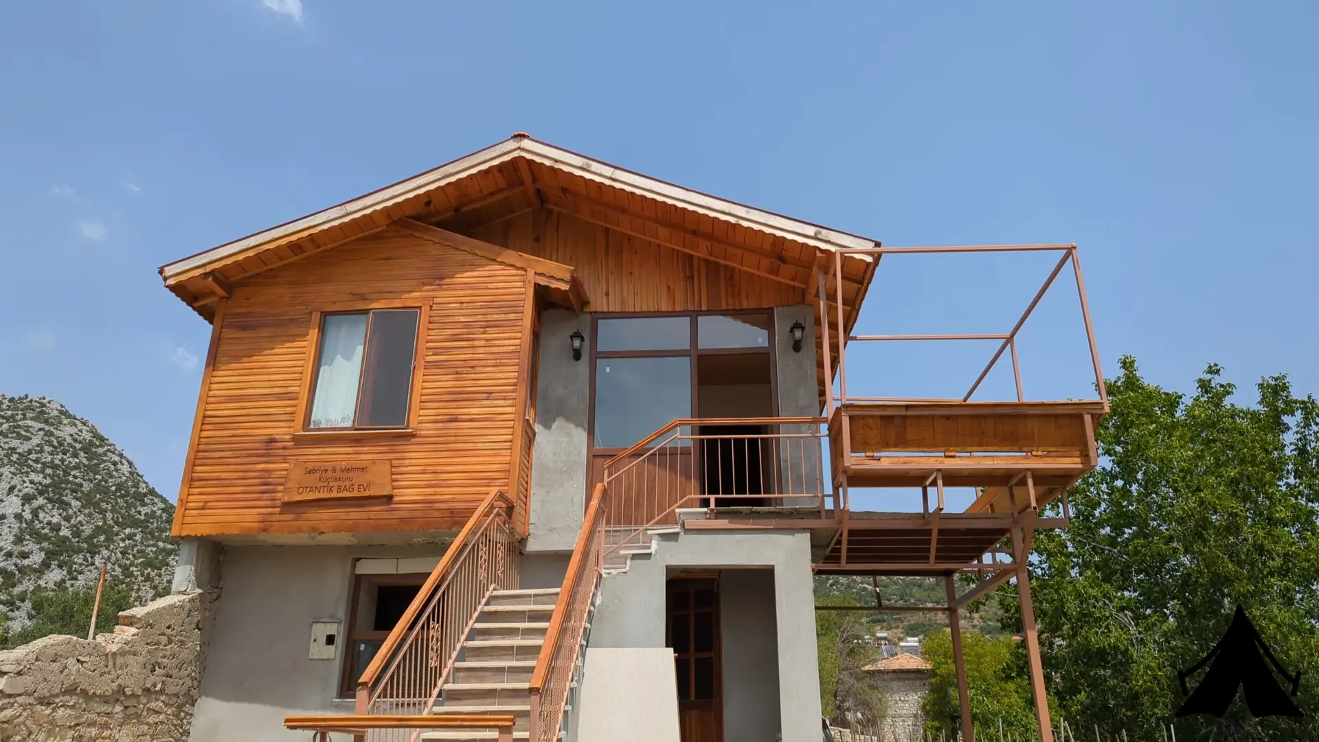 OTANTİK ÇADIR VE KARAVAN KAMPI Fotoğrafı