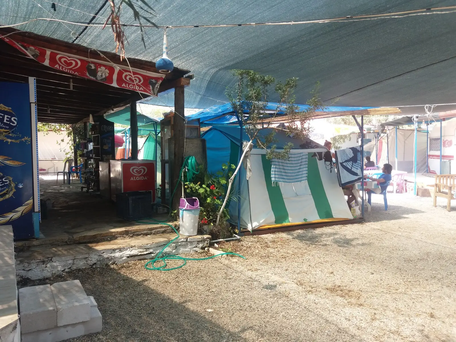 Serkanın Yeri Camping & Pansiyon & Market - Fotoğraf 2