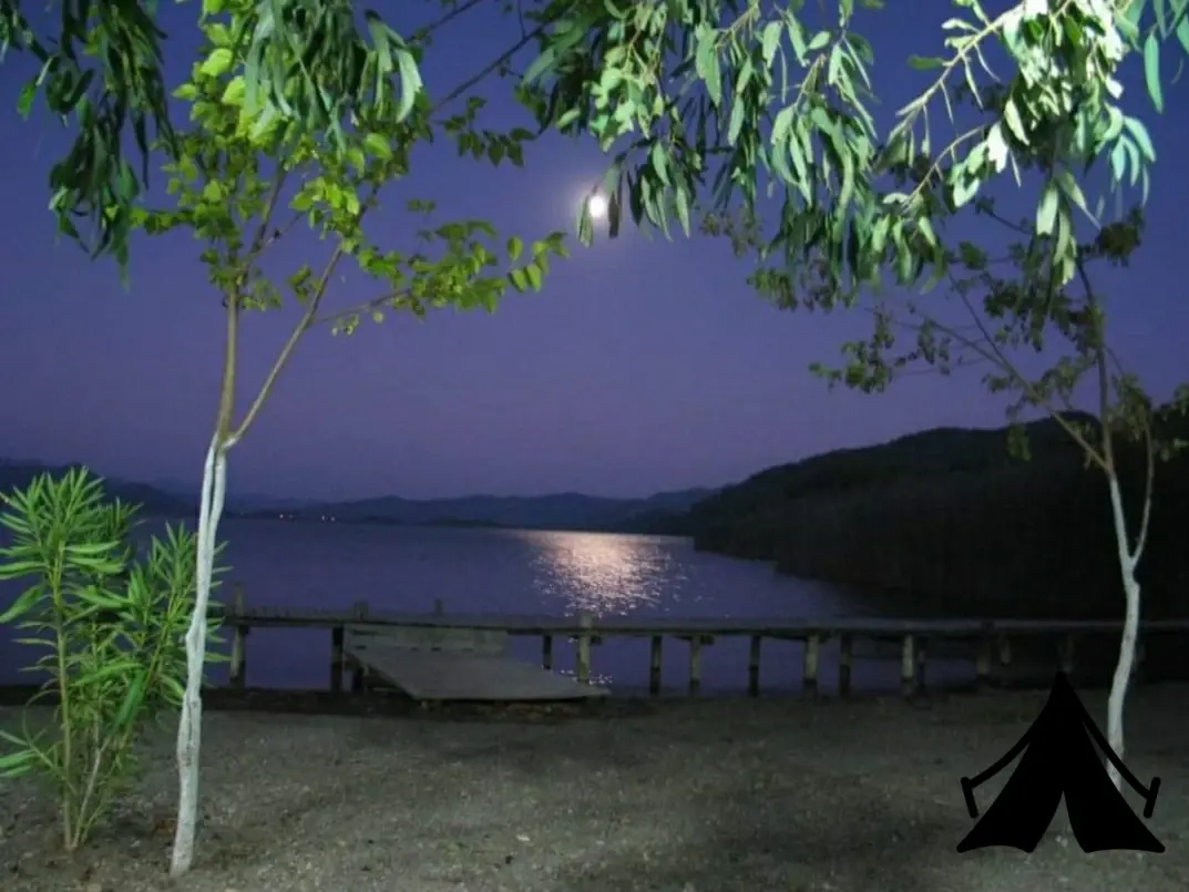 Akdeniz Camping (Cemil İn Yeri) Fotoğrafı
