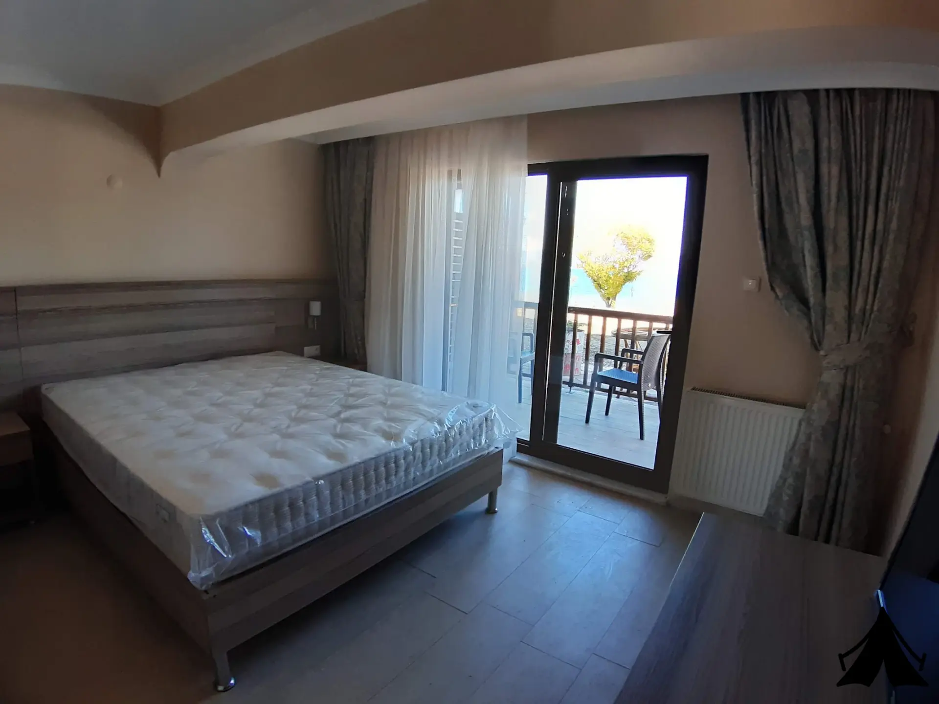 İznik Gölü Kamp Alanı Fotoğrafı