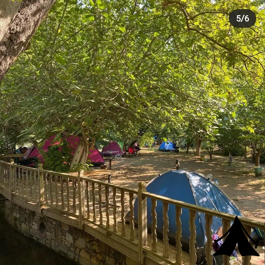 Havuzlu Bahçe Camping Fotoğrafı