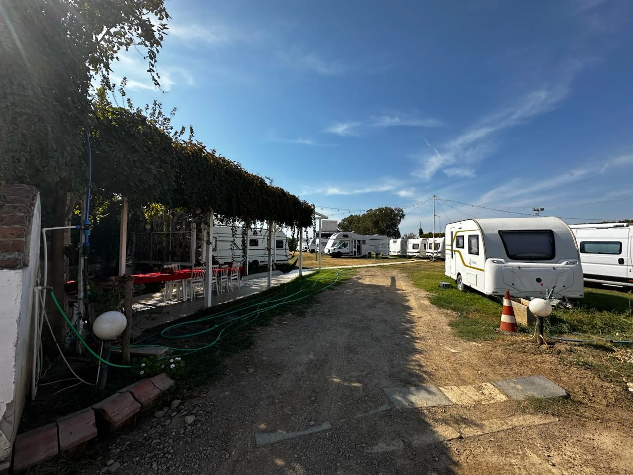 Karavan Park İzmir - Fotoğraf 4