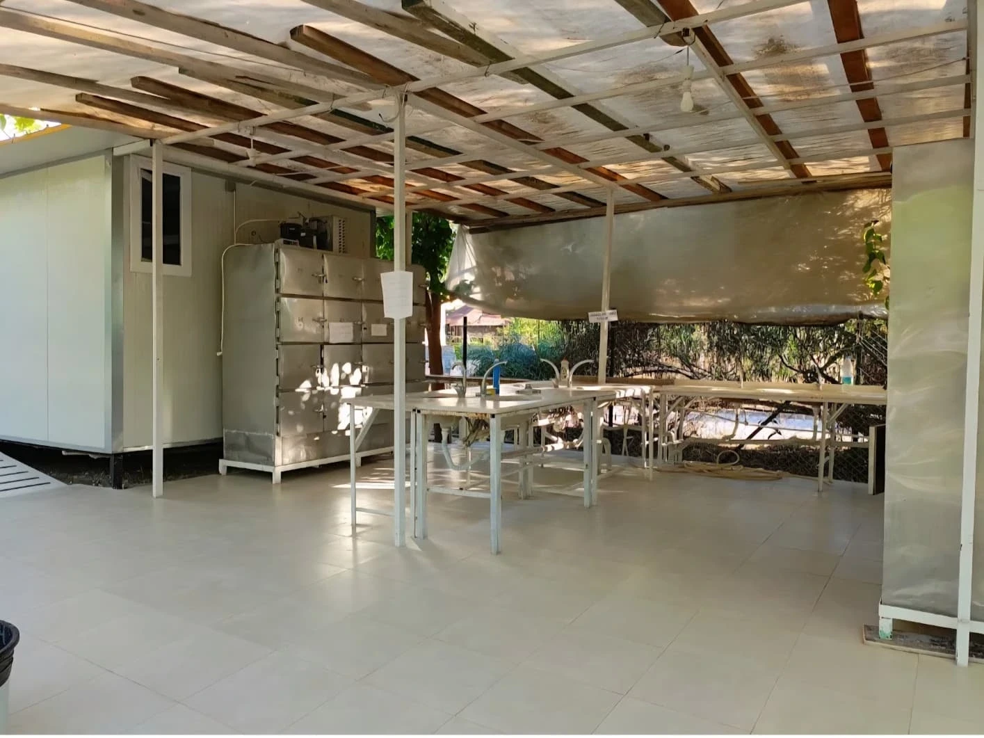 Yıldırım Camping ortak mutfak alanı