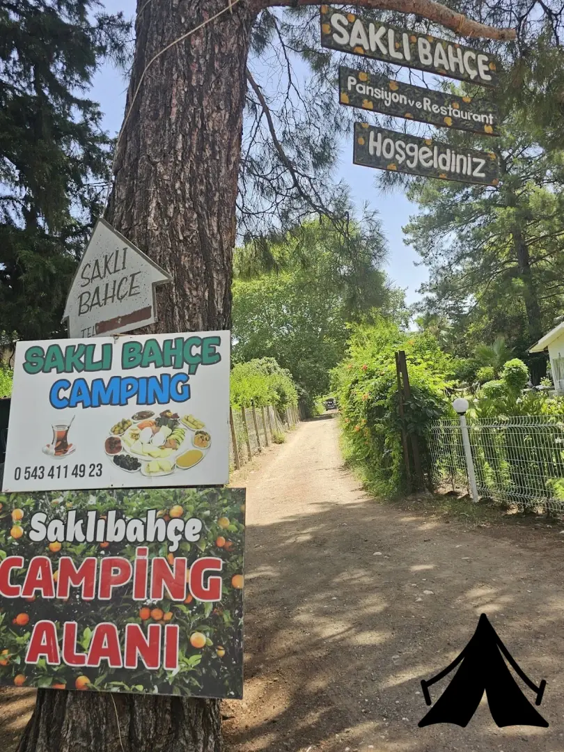 Çıralı Saklı Bahçe Pansiyon &amp; Camping Fotoğrafı
