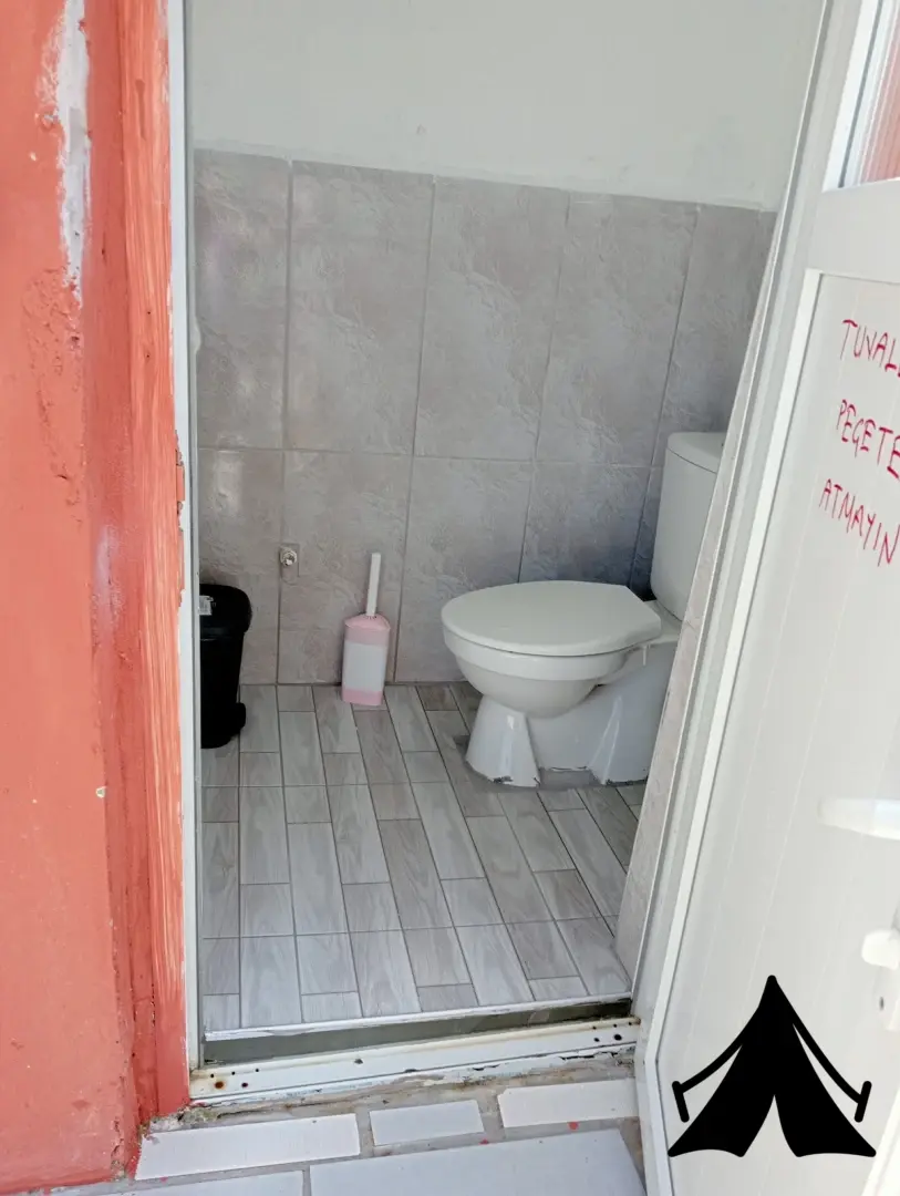 Uğurlu köyü muhtarlığı Çamlık kamp alanı Fotoğrafı