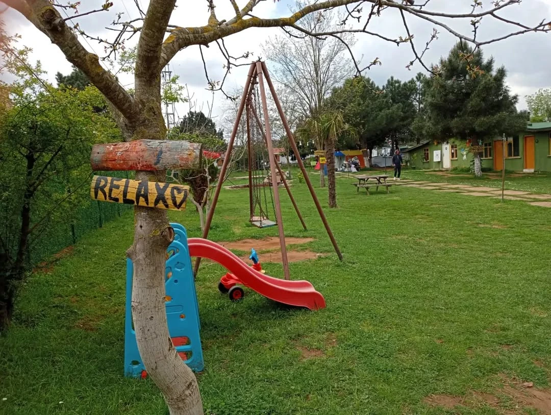 Bella Kamp - Fotoğraf 5