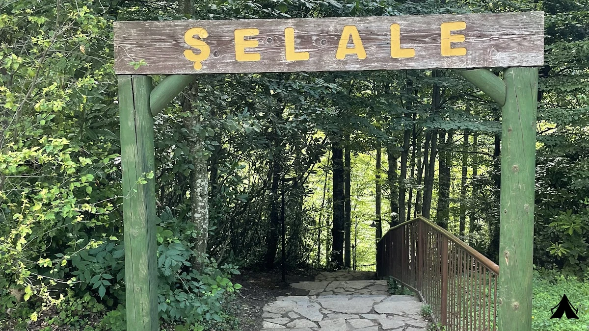 Güzeldere Şelalesi  Tabiat Parkı — fotoğraf 5