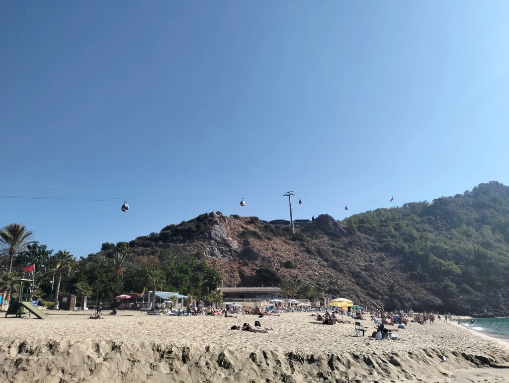 Damlataş plajı — fotoğraf 2