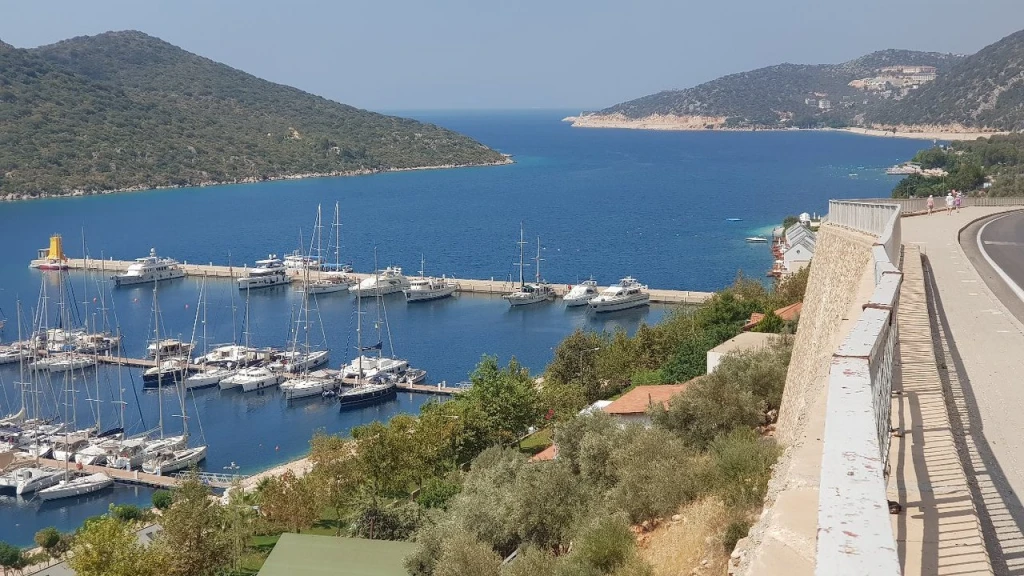 Kaputaş Halk Plajı — fotoğraf 3