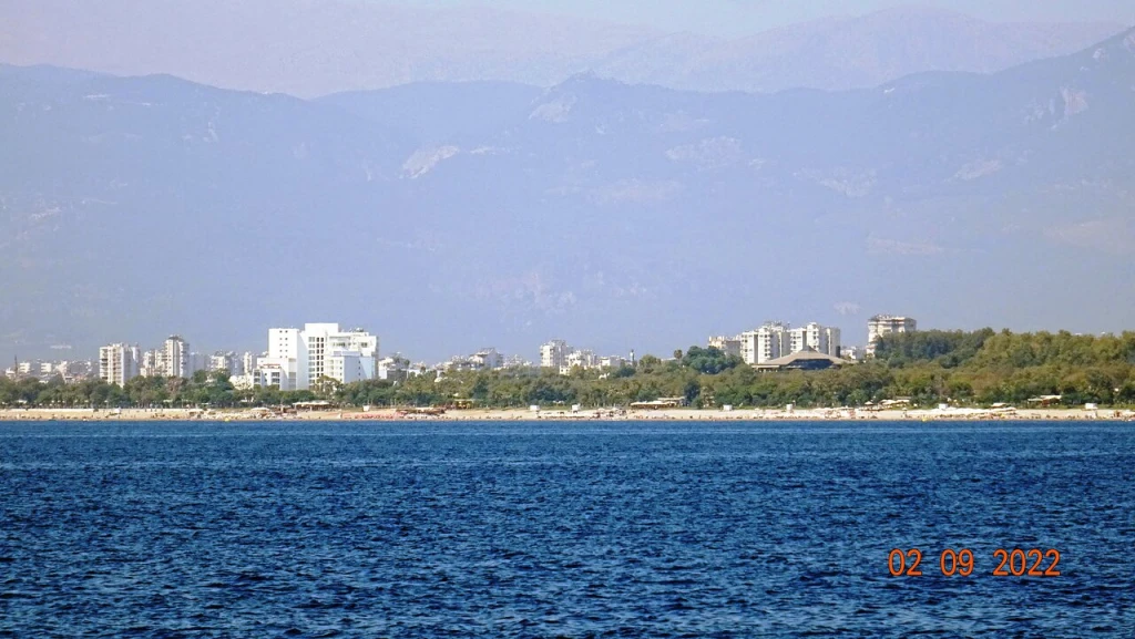 Konyaaltı Plajı — fotoğraf 2