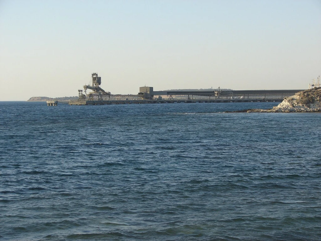 Akçansa Plajı — fotoğraf 2