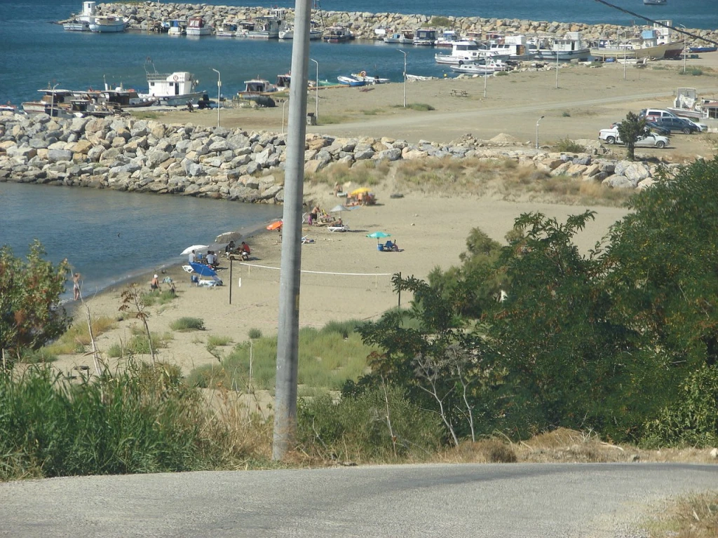 Agora Plajı (Ezine) — fotoğraf 3
