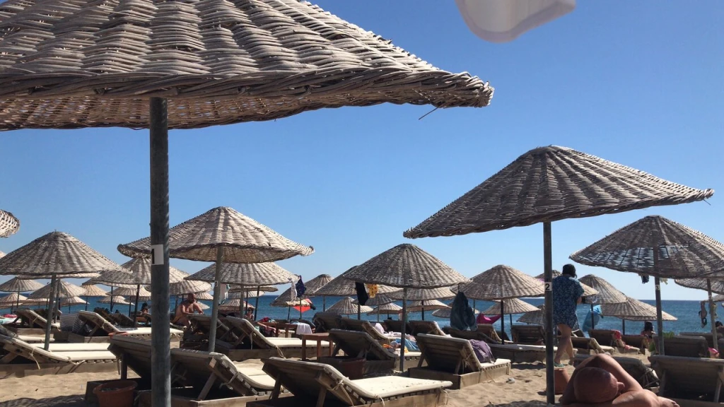 Aydıncık Plajı — fotoğraf 4