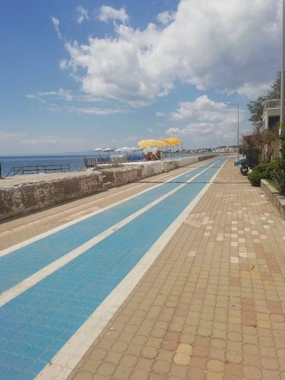 V Sahili — fotoğraf 5
