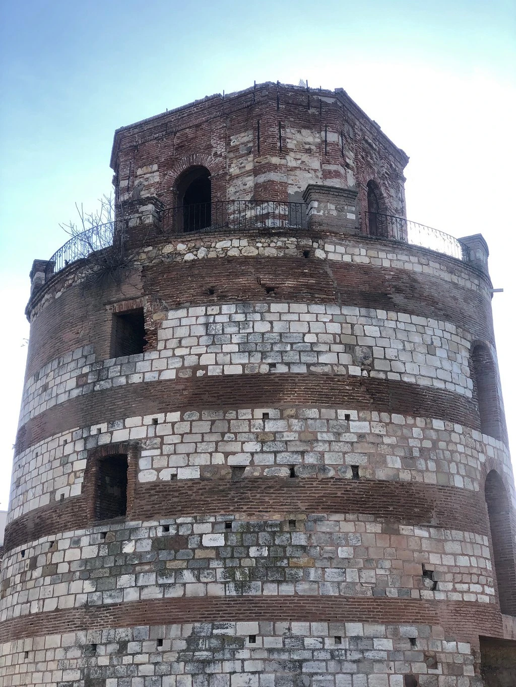 Makedon Kulesi — fotoğraf 4