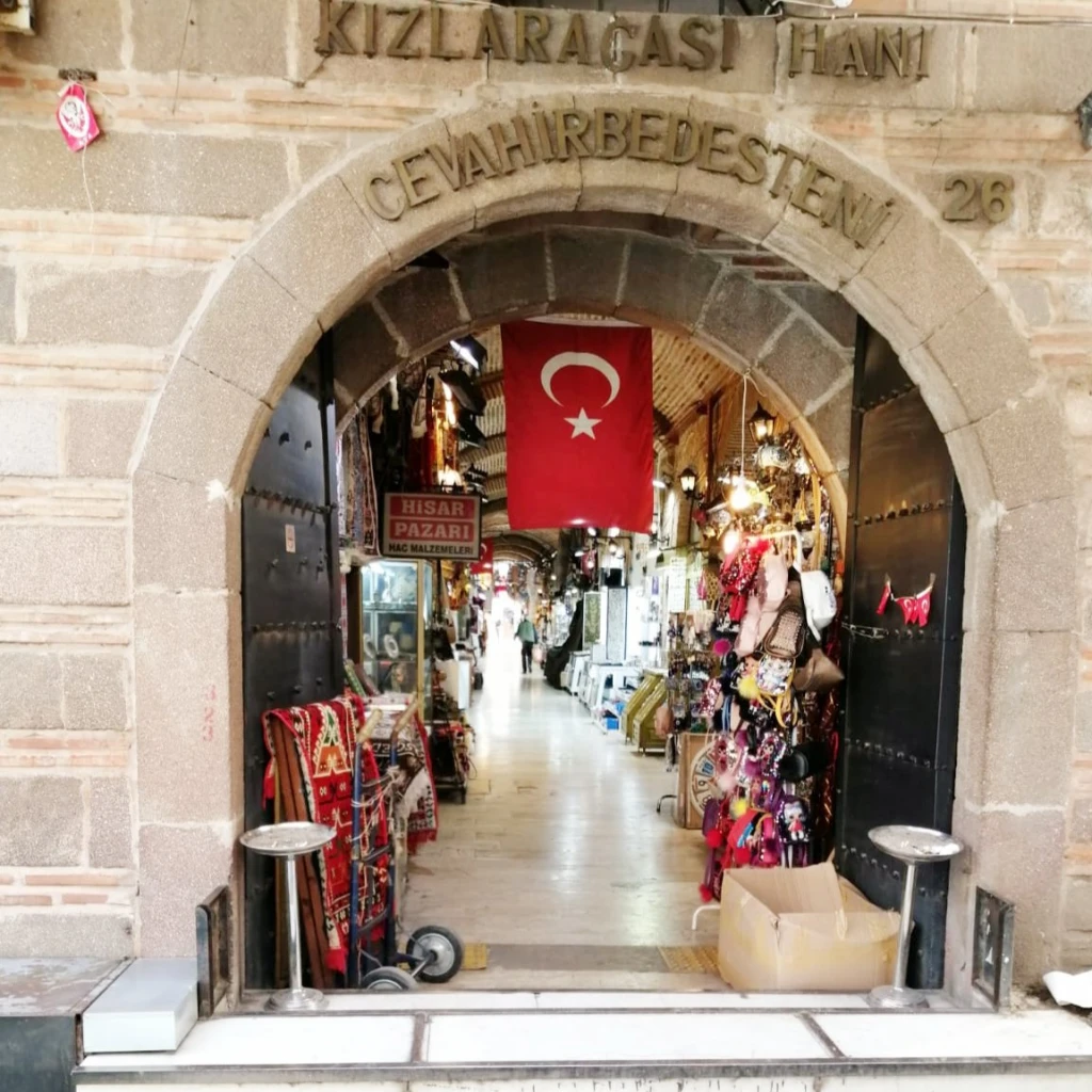Kızlarağası Hanı — fotoğraf 2