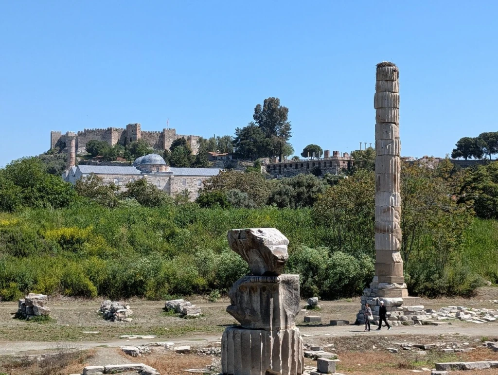 Sardes Artemis Tapınağı — fotoğraf 4