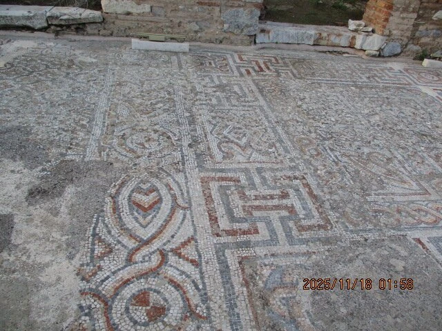 Sardes Artemis Tapınağı — fotoğraf 5