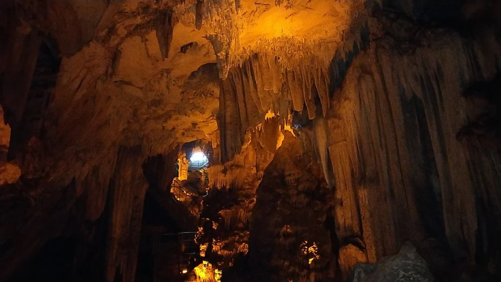 Menekşe Mağarası — fotoğraf 5