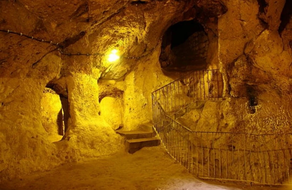 Derinkuyu Yeraltı Şehri — fotoğraf 4