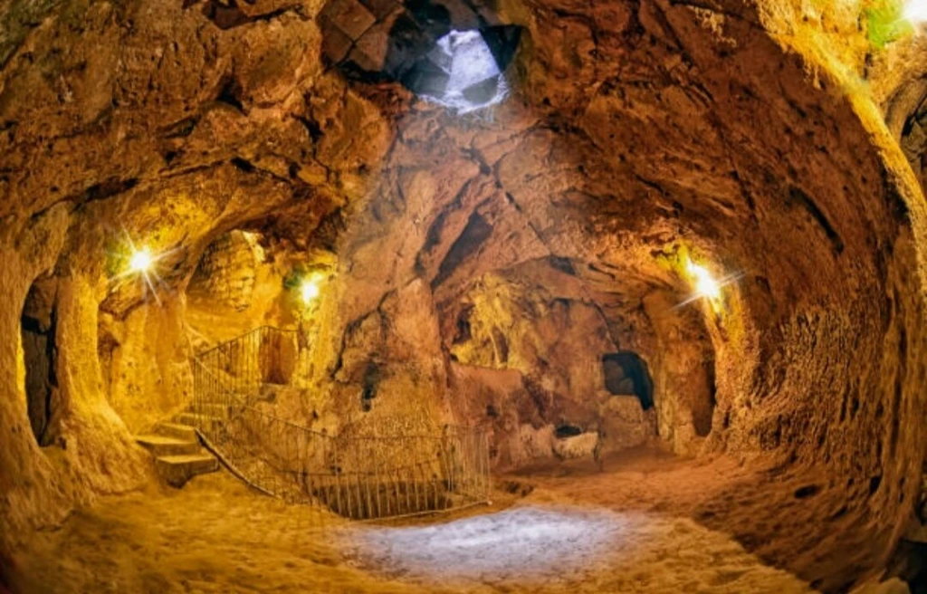 Derinkuyu Yeraltı Şehri — fotoğraf 5