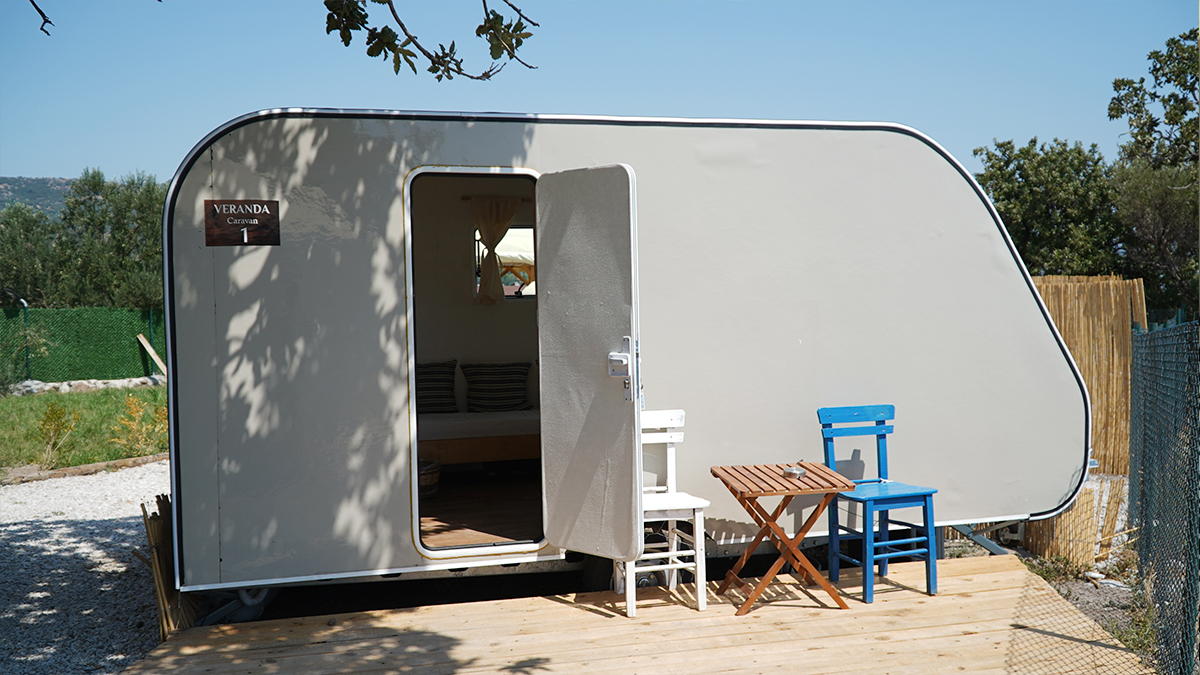 Glamping Booking on the porch - Photo 3